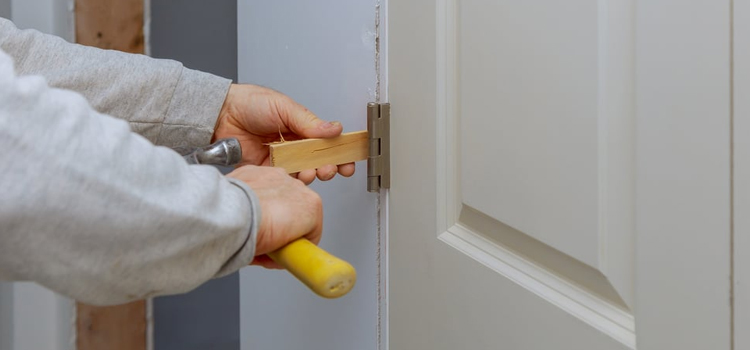 fiberglass entry door repair in Willows